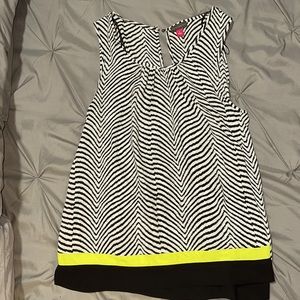 Vince camuto tank top